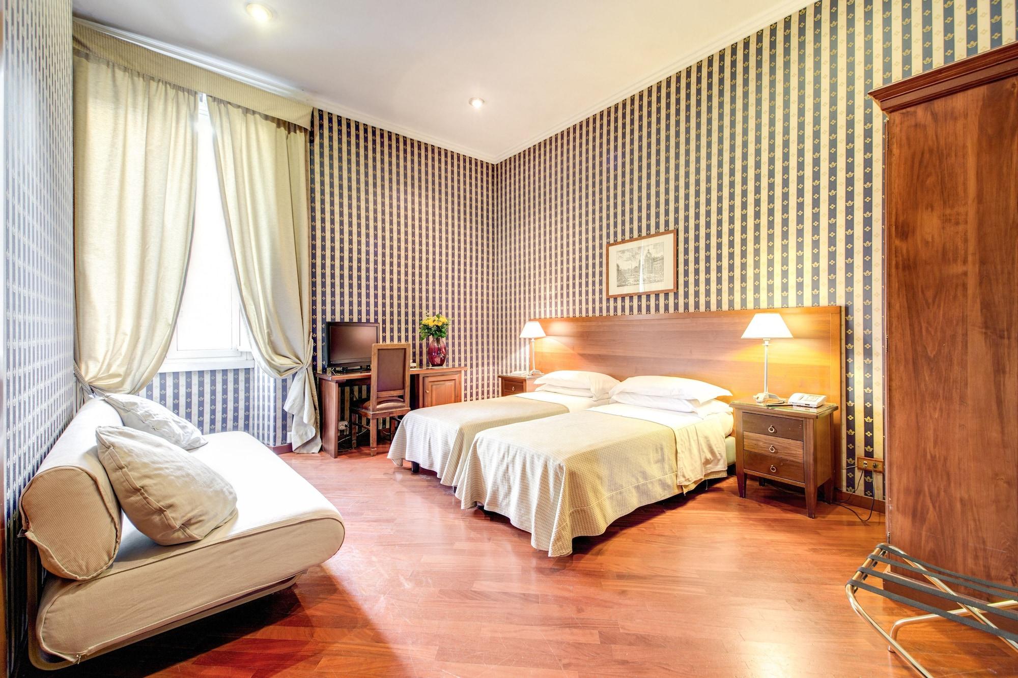 Hotel St. Moritz Рим Екстериор снимка