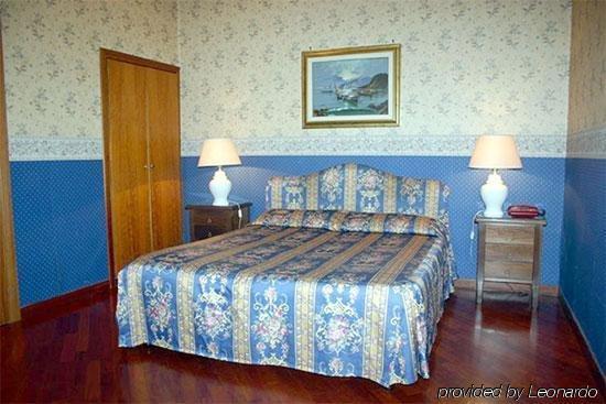 Hotel St. Moritz Рим Стая снимка