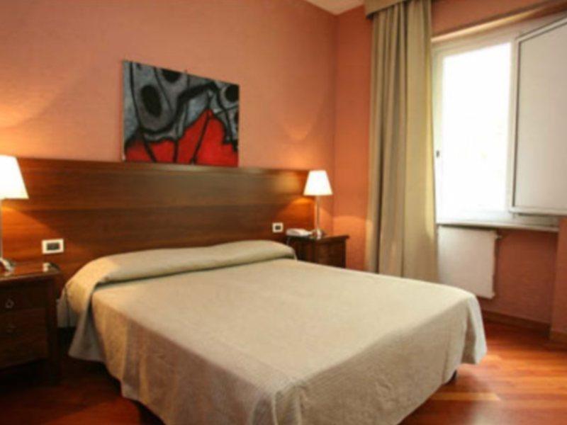 Hotel St. Moritz Рим Стая снимка