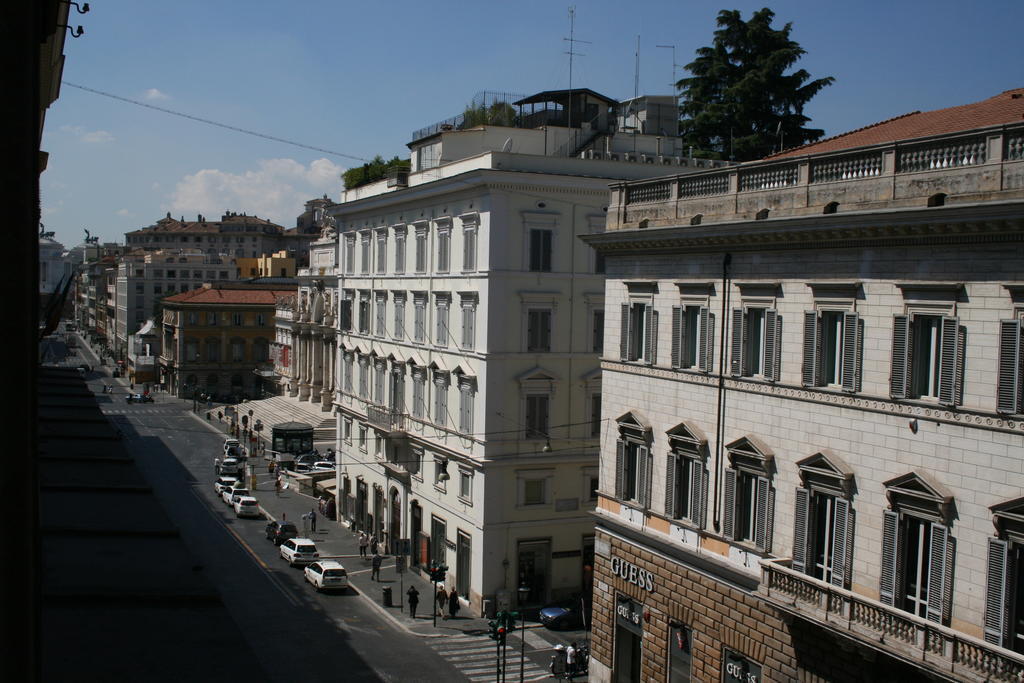 Hotel St. Moritz Рим Екстериор снимка